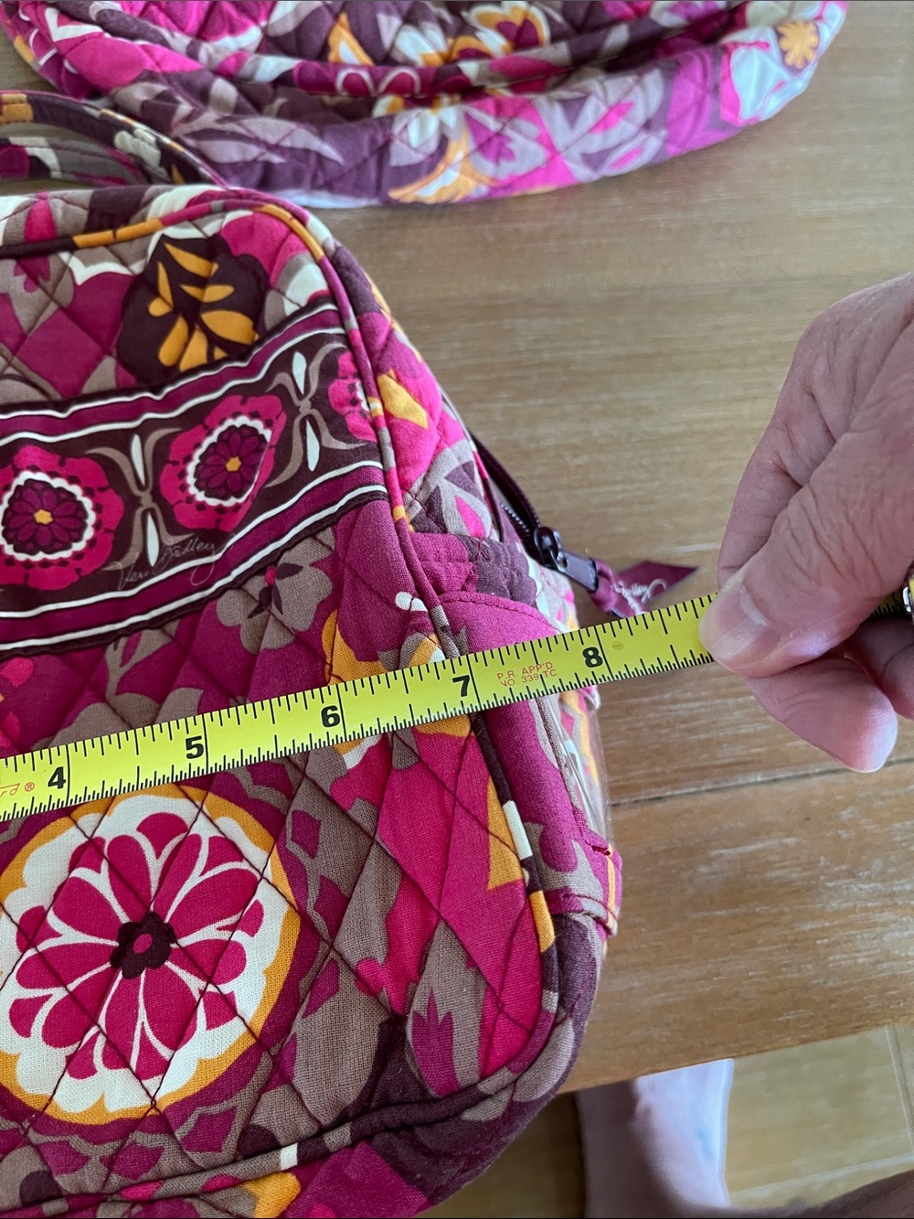 Vera Bradley Quilted Small lunch bag Pink, Yellow & Brown Floral Retired - Picture 4 of 5